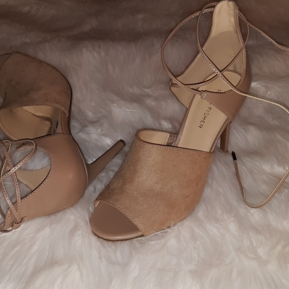 Sandals with 4" heel - Picture 8 of 8